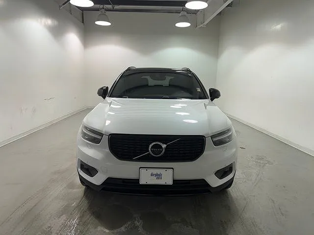 2021 Volvo XC40