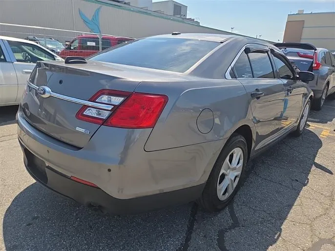 2018 Ford Taurus