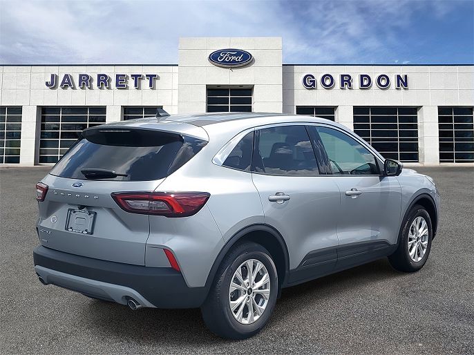2024 Ford Escape