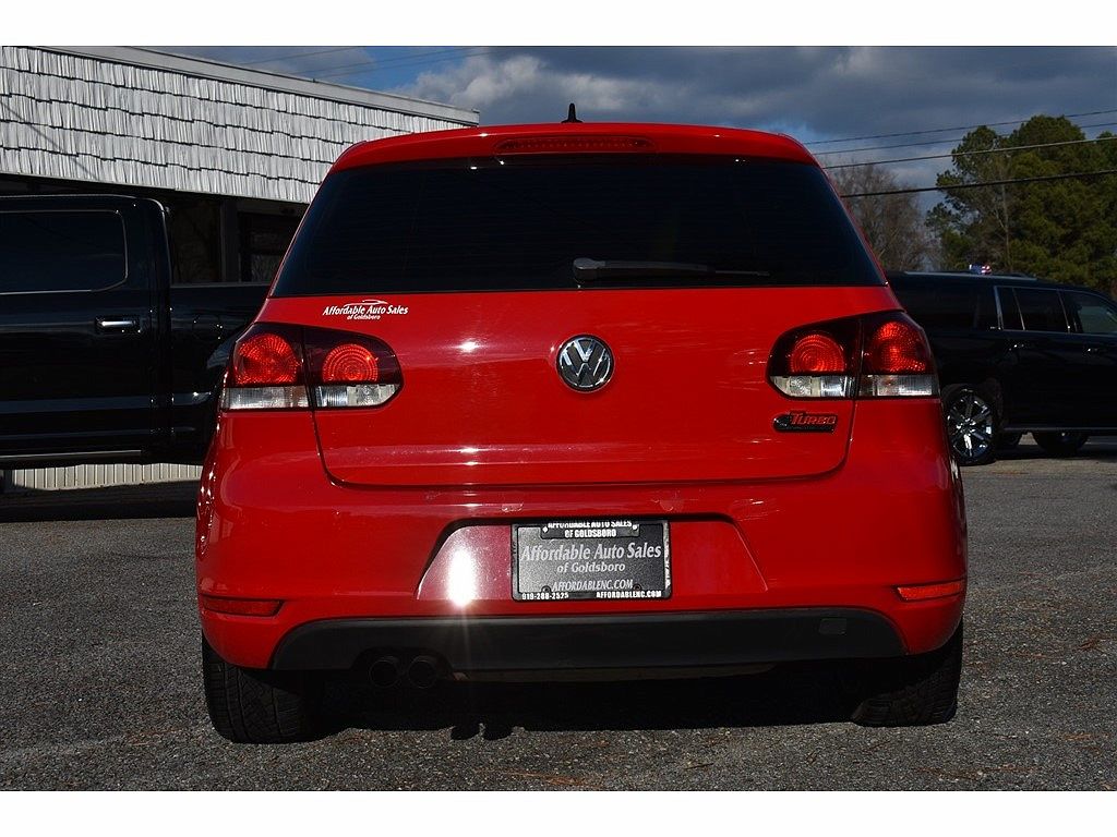 2013 Volkswagen Golf null image 5