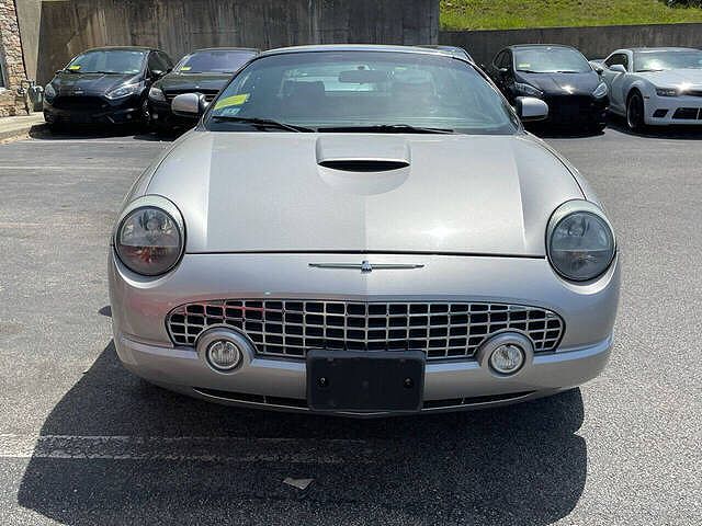 2005 Ford Thunderbird
