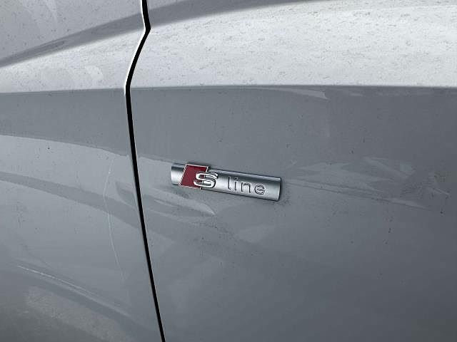 2021 Audi Q3 Premium image 5