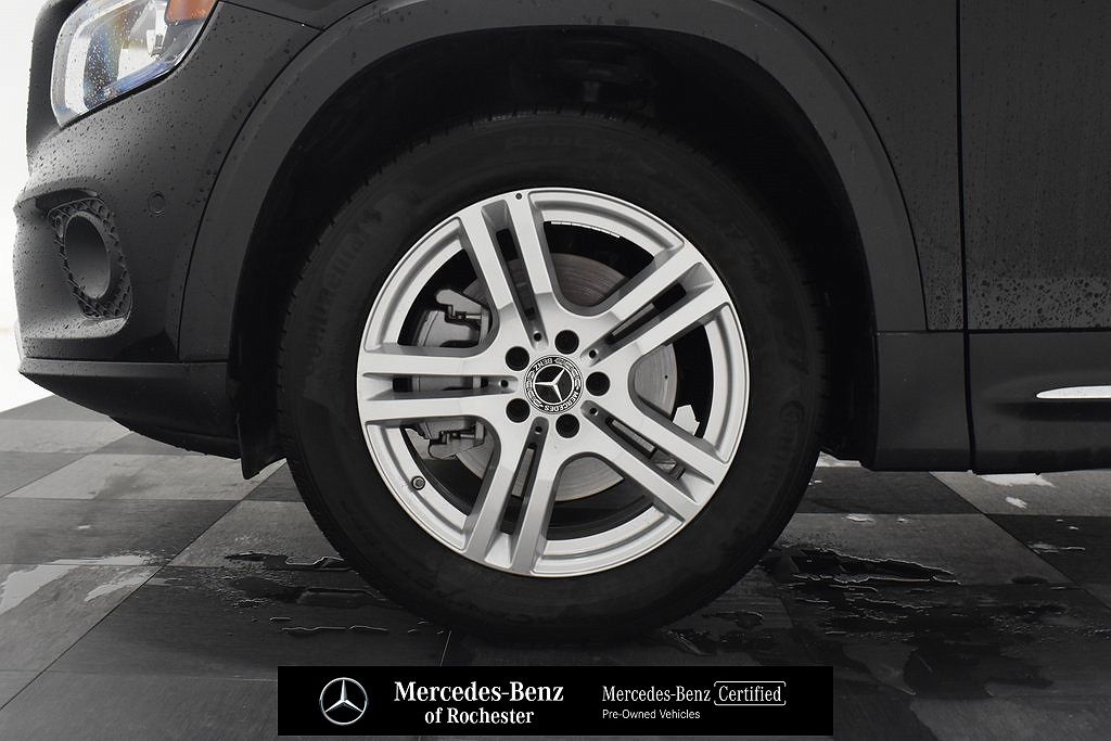 2023 Mercedes-Benz GLB 250 image 5