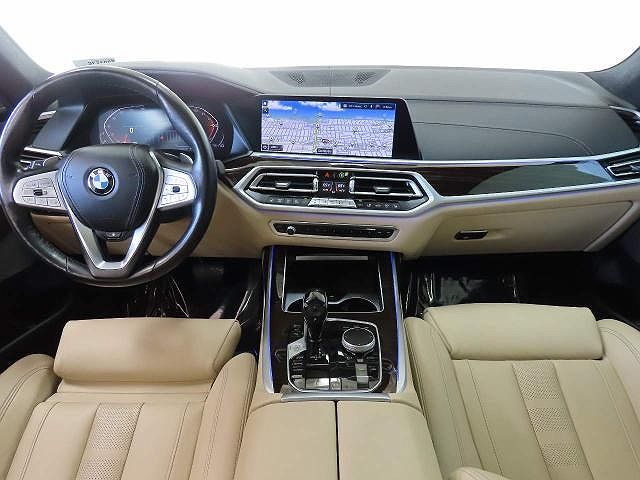 2021 BMW X7 xDrive40i image 14