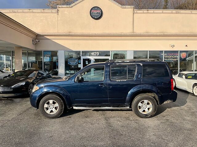 2008 Nissan Pathfinder LE image 1