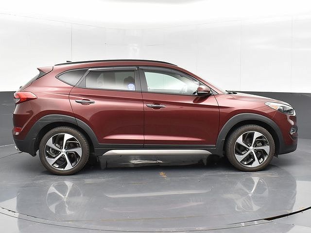 2017 Hyundai Tucson Limited Edition image 3