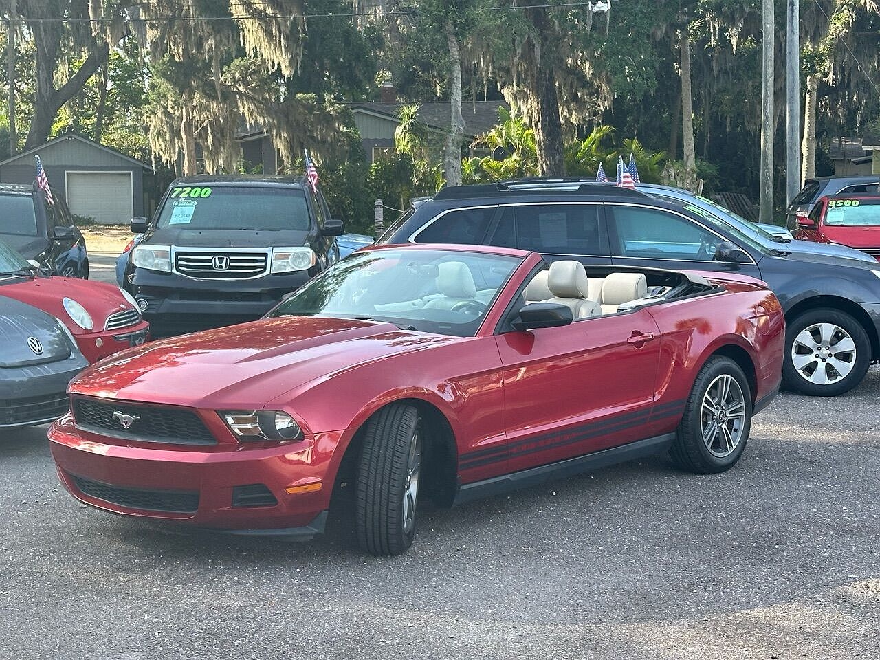2010 Ford Mustang null image 1