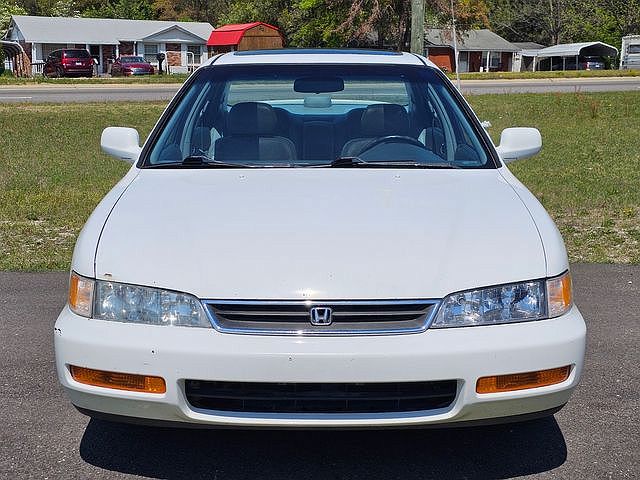 1996 Honda Accord EX image 1