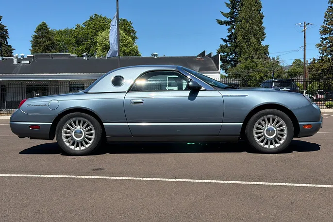2005 Ford Thunderbird