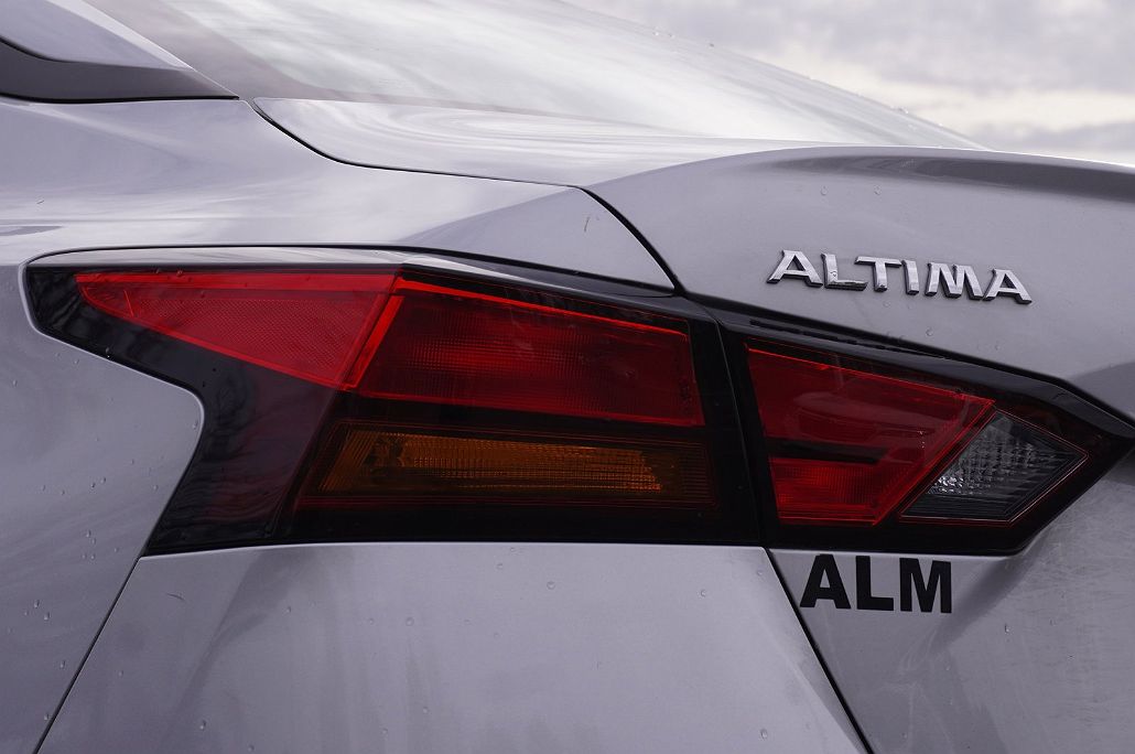 2022 Nissan Altima S image 4