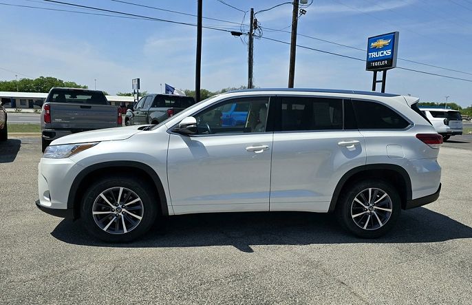 2017 Toyota Highlander