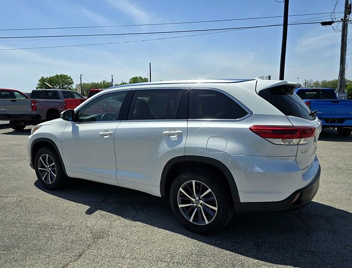 2017 Toyota Highlander