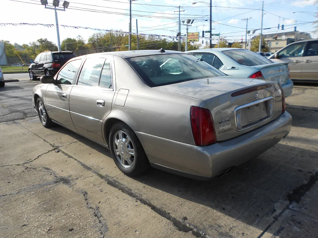 2003 Cadillac DeVille null image 2