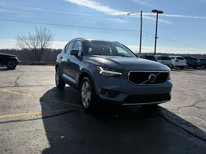 2022 Volvo XC40