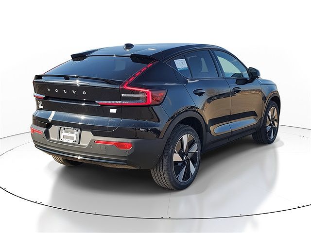 2024 Volvo C40