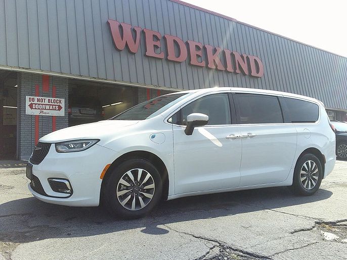 2023 Chrysler Pacifica