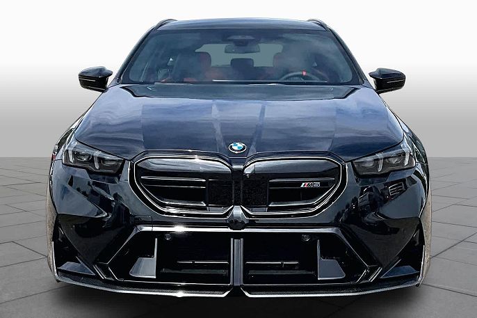 2027 BMW M5