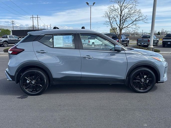 2024 Nissan Kicks