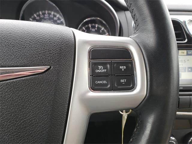 2011 Chrysler 200 Touring image 14
