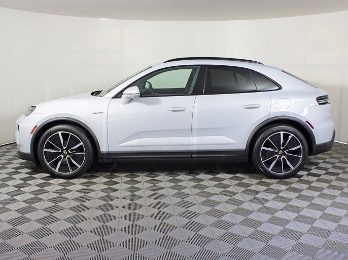 2024 Porsche Macan