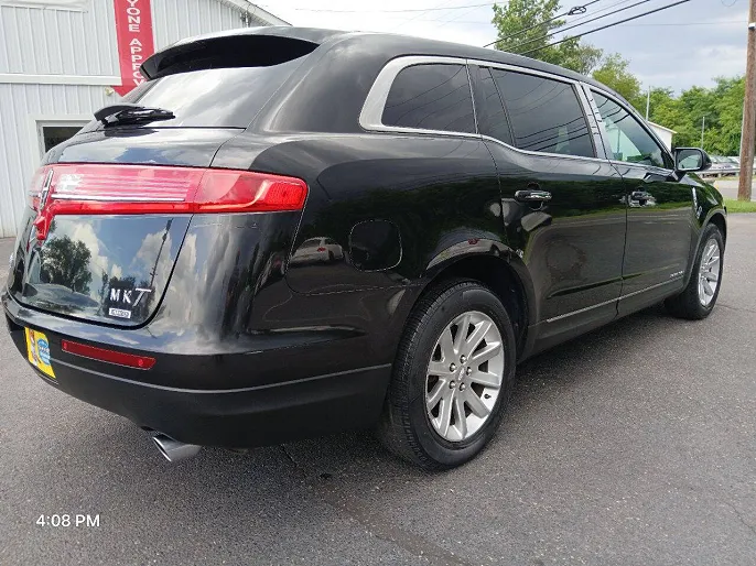 2015 Lincoln MKT