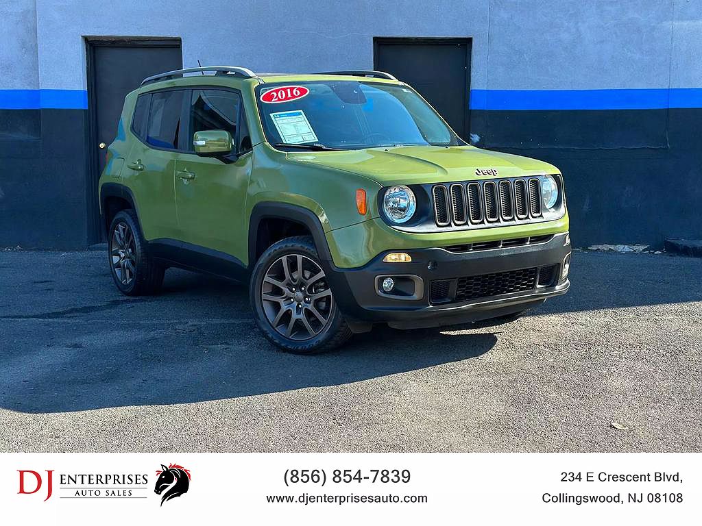 2016 Jeep Renegade Dawn of Justice image 2
