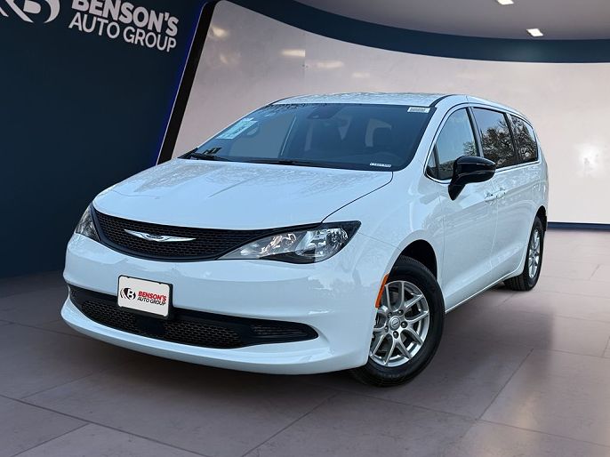 2026 Chrysler Voyager