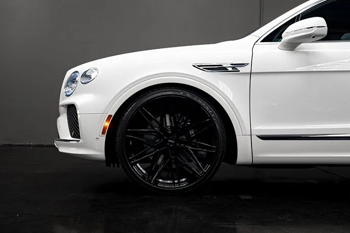 2024 Bentley Bentayga
