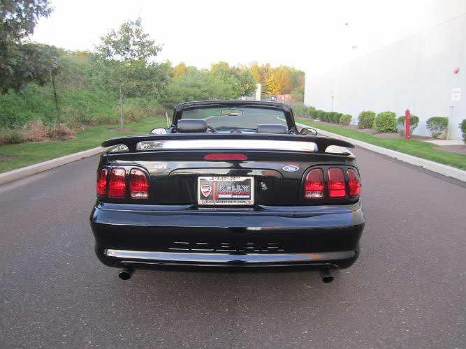 1997 Ford Mustang Cobra image 8