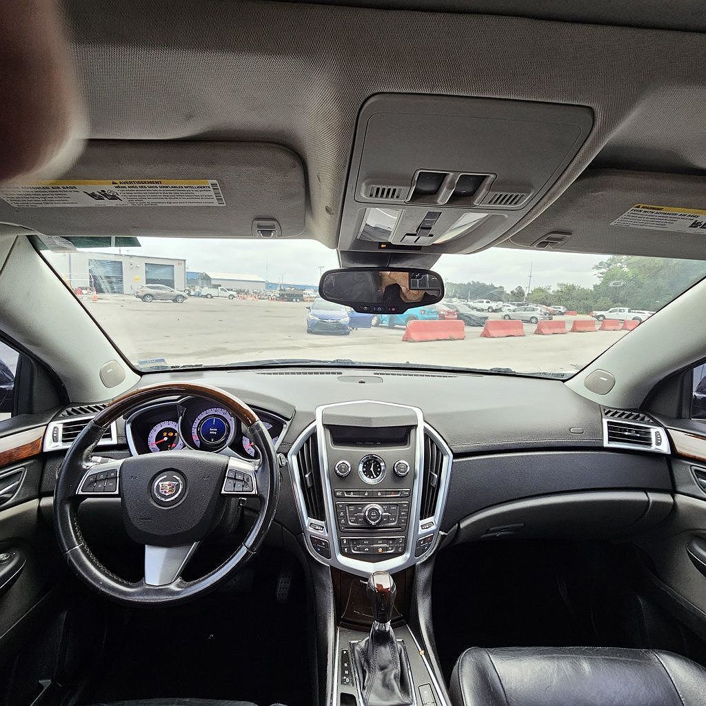 2011 Cadillac SRX Luxury image 5