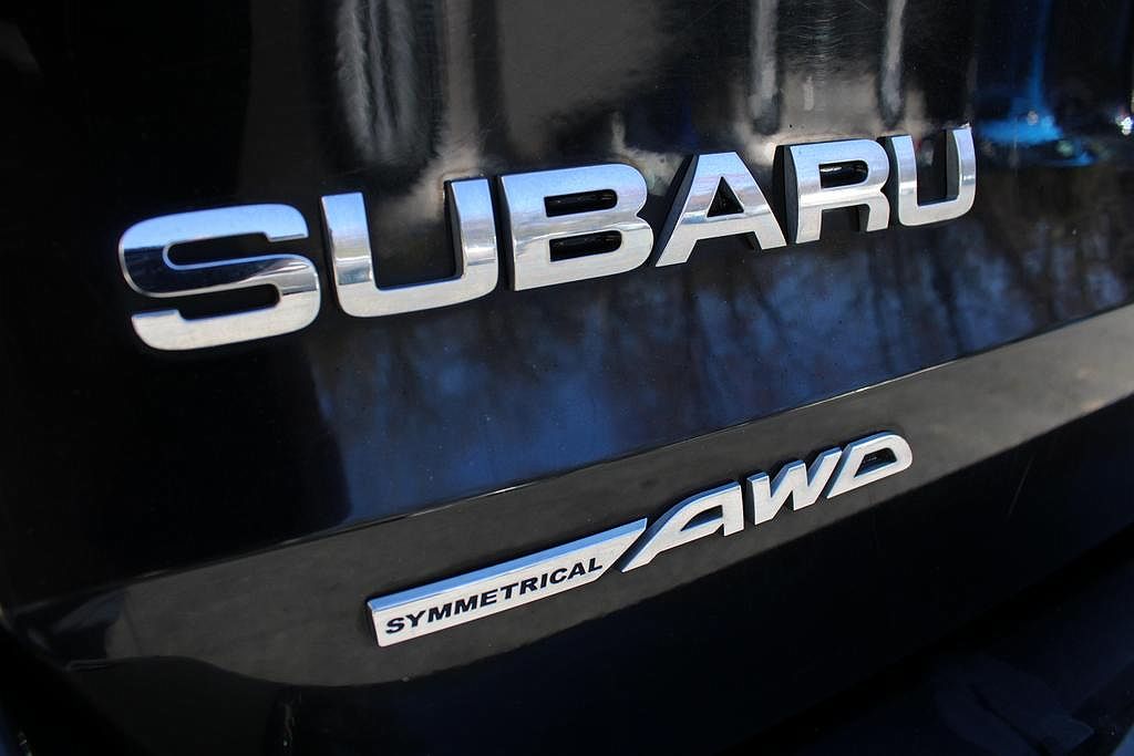 2012 Subaru Tribeca Touring image 35