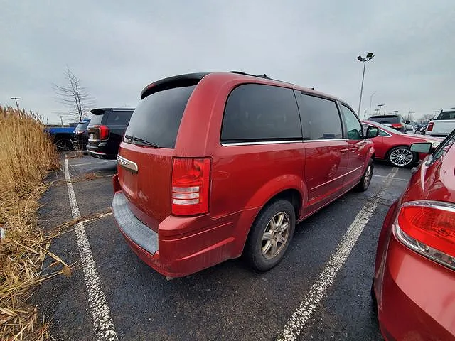 2008 Chrysler Town & Country