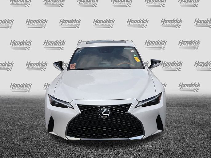 2023 Lexus IS