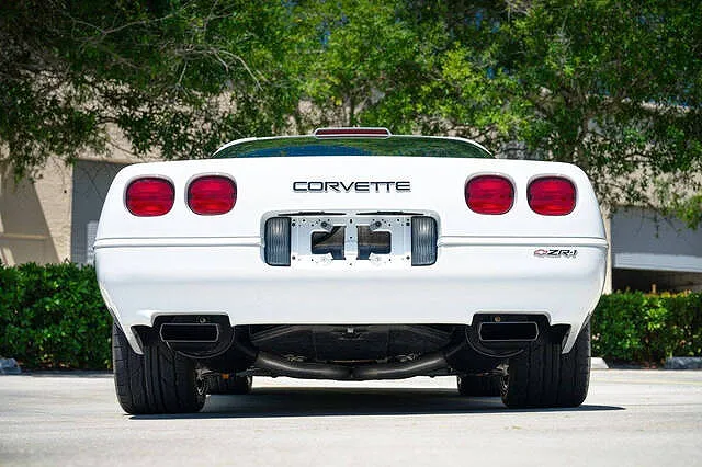1995 Chevrolet Corvette ZR1 image 4