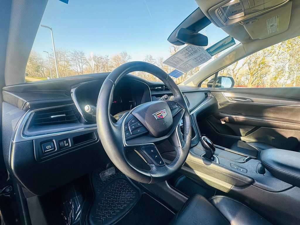 2017 Cadillac XT5