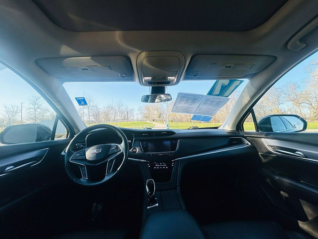 2017 Cadillac XT5