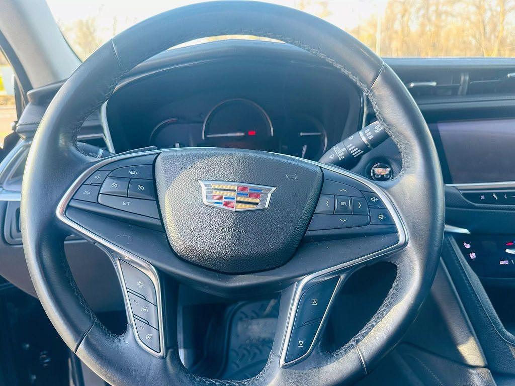 2017 Cadillac XT5
