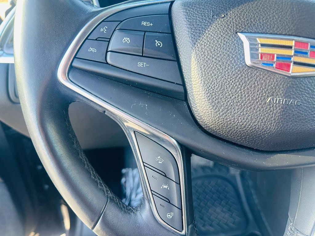 2017 Cadillac XT5