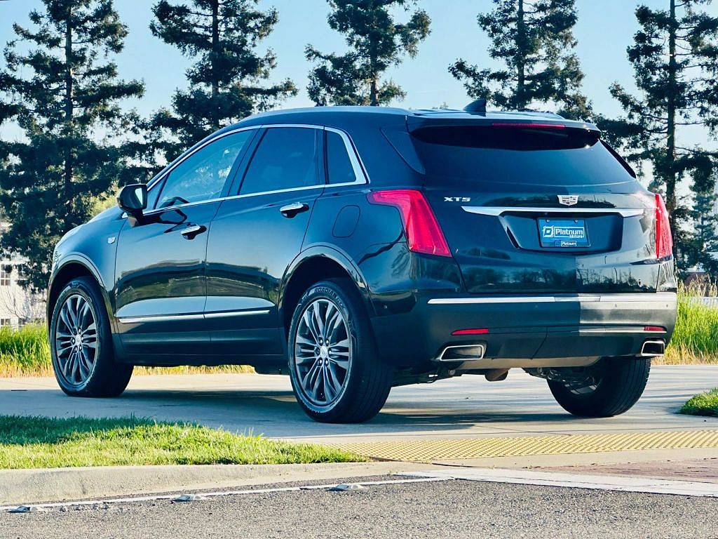 2017 Cadillac XT5