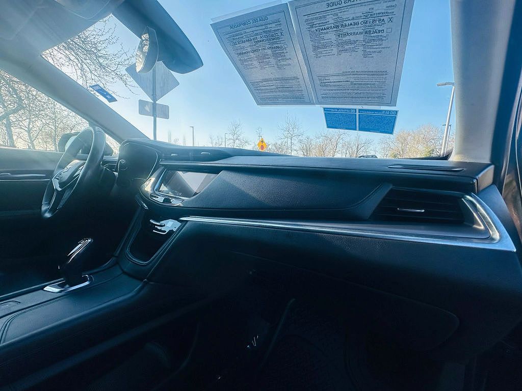 2017 Cadillac XT5