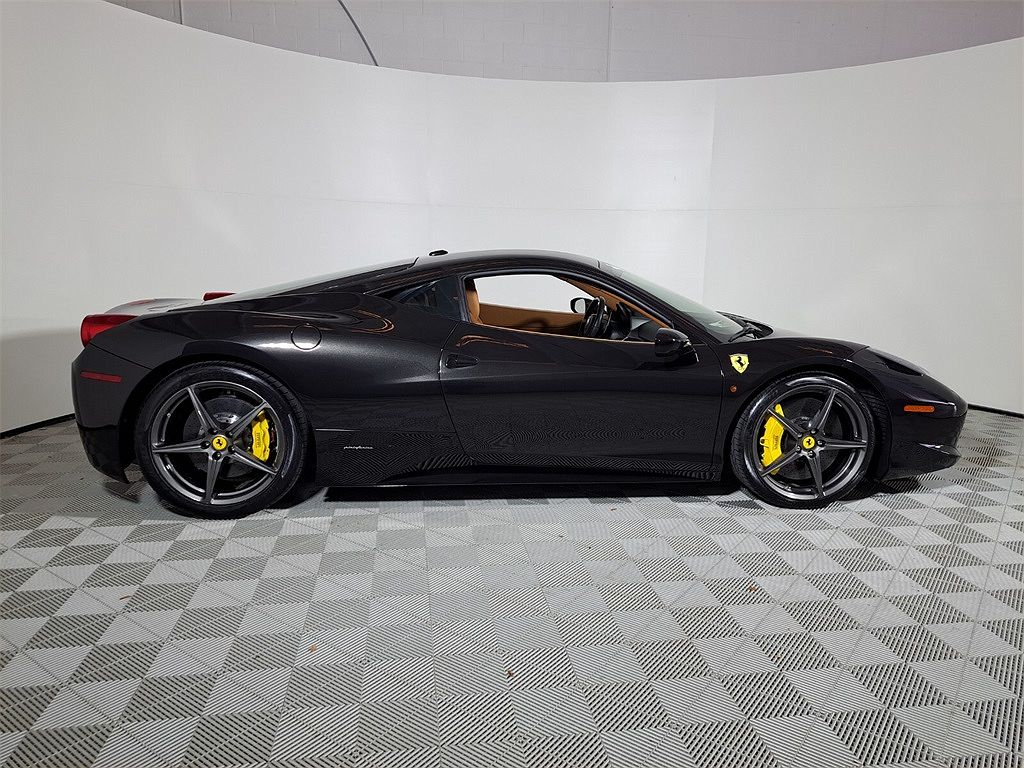 2010 Ferrari 458 Italia image 1