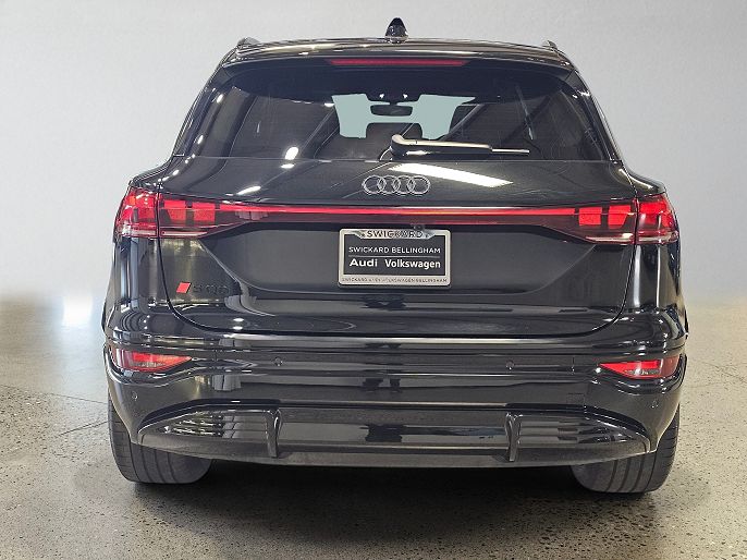 2025 Audi SQ6 e-tron
