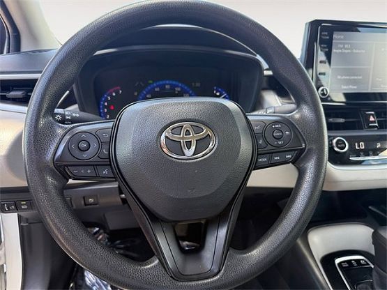 2022 Toyota Corolla Hybrid LE photo 10
