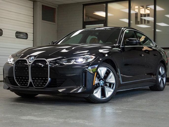 2024 BMW i4