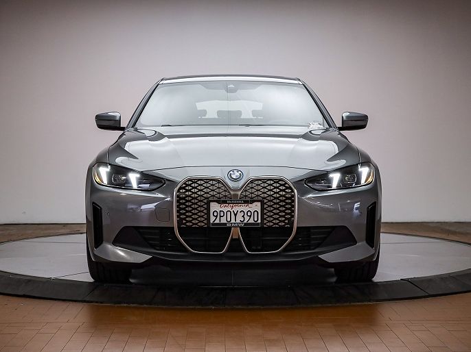 2025 BMW i4