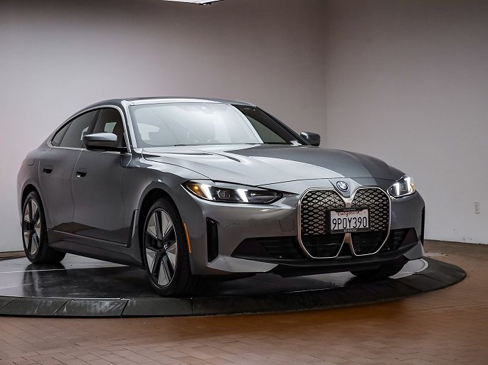 2025 BMW i4