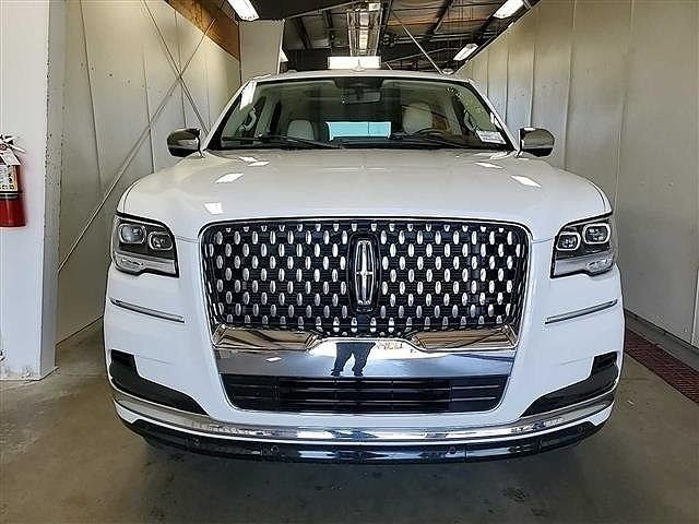 2023 Lincoln Navigator L