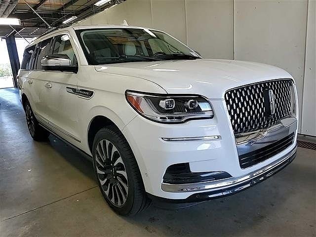 2023 Lincoln Navigator L