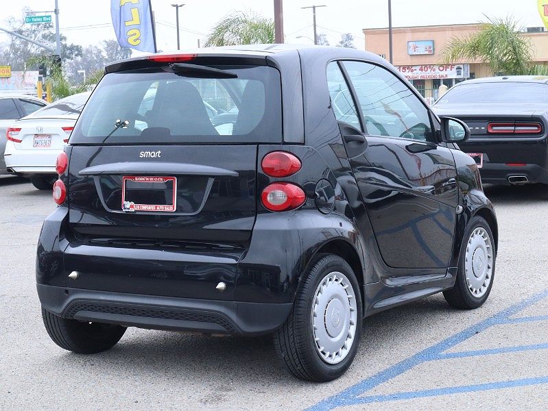2015 Smart Fortwo Passion image 6