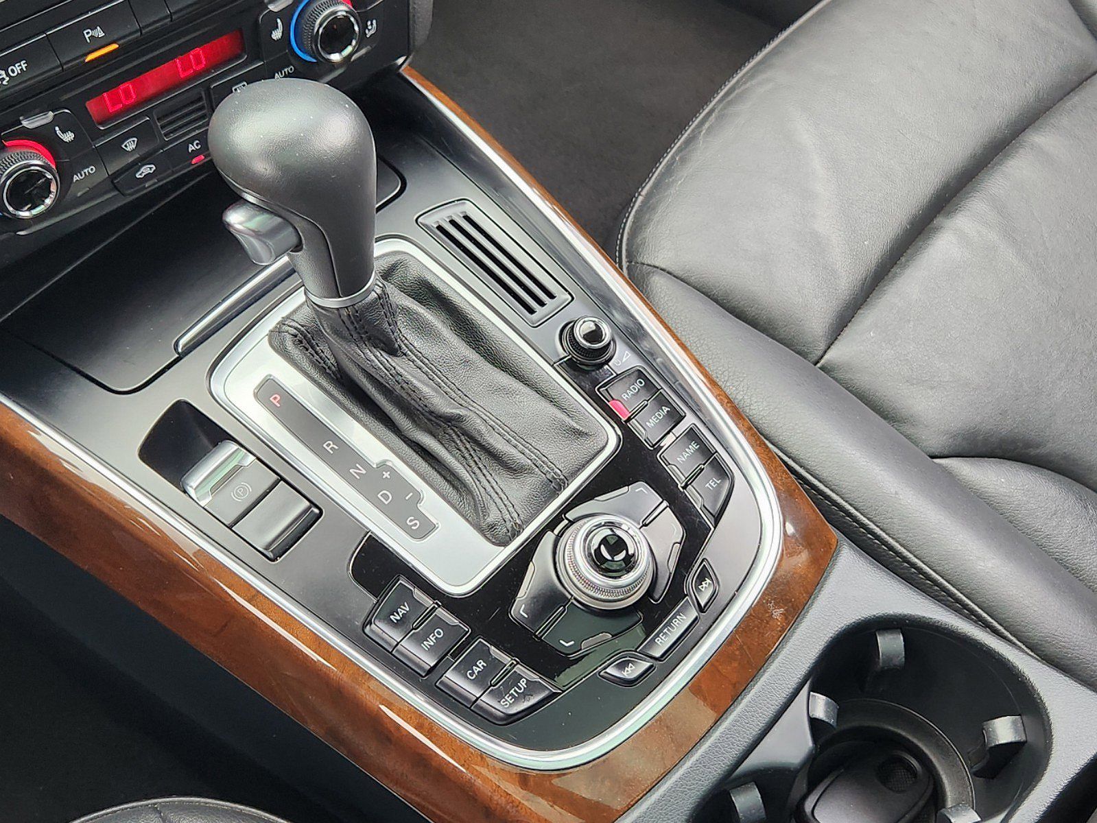 2012 Audi Q5 Premium Plus image 13